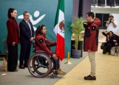 Abandera Rommel Pacheco a Arly Velásquez